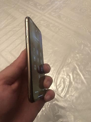 iphone 13 pro max bakida qiymeti: IPhone Xs, 256 GB, Qızılı, Qırıq — 3