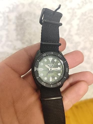 Личные вещи: Seiko 5 Sports avtomatik qol saatı - Mexanizm: Seiko avtomatik (özünü — 3