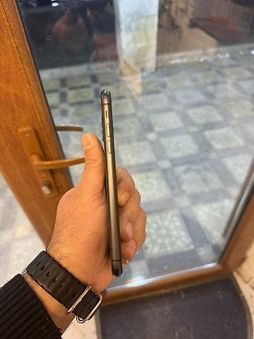 telefon stabilizer: IPhone 11, Qara — 4