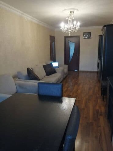 sibrizdə evlərin qiyməti: Bakı, 2 otaqlı, Köhnə tikili, m. Neftçilər, 60 kv. m — 2