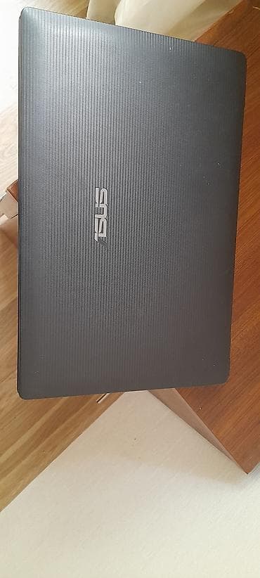 ASUS noutbuk - Model xətti: ASUS K53 seriyası (etiketlərdə K53 qeyd — 2
