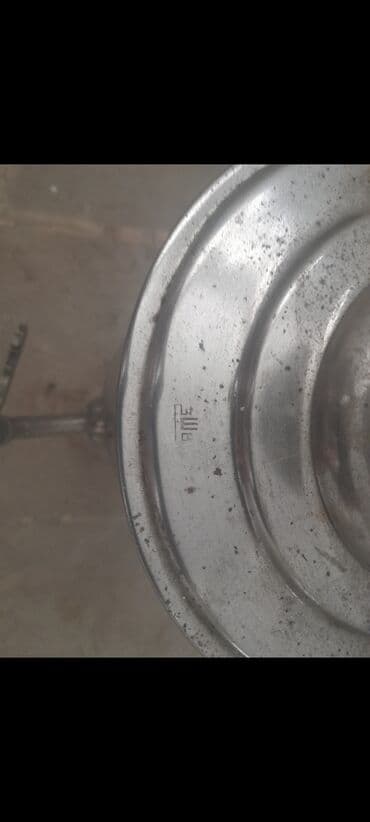 Монеты: Məhsul: Köhnə tip samovar (kömür/odla işləyən) — 2