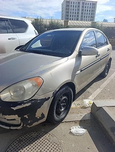 moto debilqe: Hyundai Accent: 1.5 l | 2008 il Sedan — 8