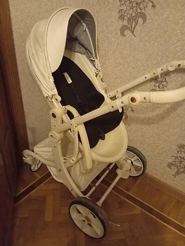 mila: Kaleska qiymeti 120man yaxwi veziyyetde 2 hisseli her bir aksesuari — 2