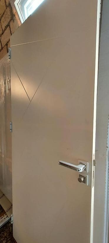 ovçular kolbasa: Otaq qapisi.melumat şekilin üzerinde qeyd olunub.gence. biri 125 azn — 1