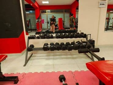 zal satılır: Təcili yarı qiymətinə Hazır İdman zalının içərisində yerləşən idman — 3