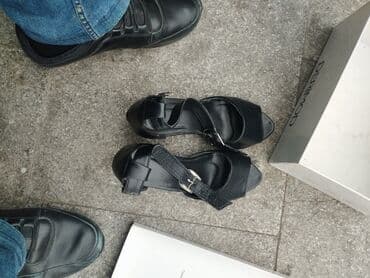 qara mokasinlər: Məhsul: Qadın dəri sandal - Rəng: Qara - Material: Dəri üstlük, dəri — 1