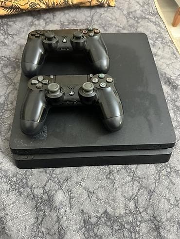 playstation 4 disk: PlayStation 4 Slim oyun konsolu - Model: PS4 Slim (qara rəng) - — 2