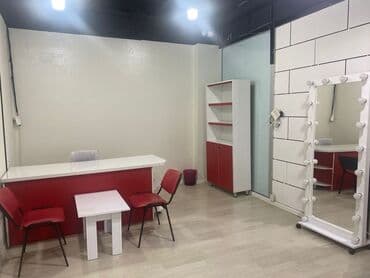 arenda hotel: 700 AZN ( 19m²) Qiymətə daxildi: resepşn xidməti İnternet Təmizlik — 1