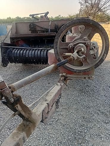 lada maşını: Lovol 904-D traktor - Güc sinfi: təxminən 90 a.g. (seriya 904-D) 🚜 — 6