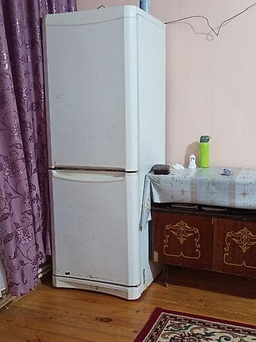 bosch elektrik mallari: İşlənmiş 2 qapılı Indesit Soyuducu Satılır, rəng - Ağ — 2