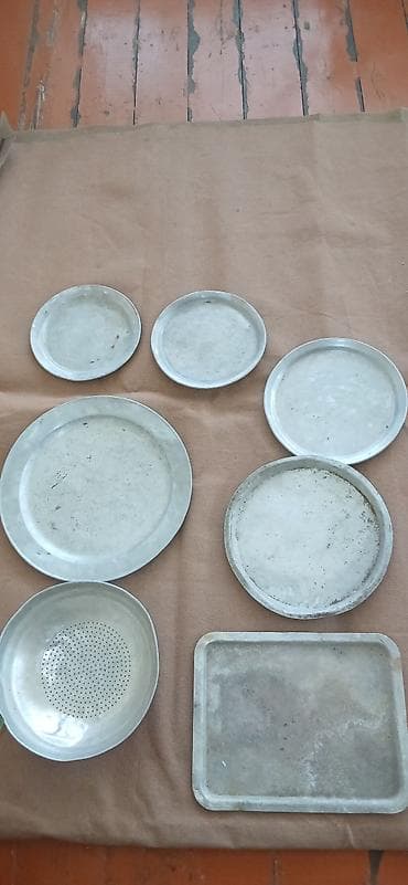 ваза для сладостей: Məhsul: Alminium kohne, qedimi qablar. Bir ededi 5m. Aș süzen suzgec — 10