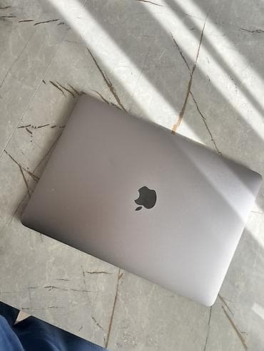 macbook pro 2017 i5: Təcili satılır! Apple MacBook Pro 13” 2017 Tam seliqeli. Arxasi bele — 9