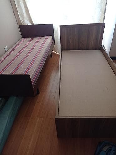 intex matras: Taxta korpuslu iki ədəd tək nəfərlik çarpayı dəsti. - Ölçü: təxmini — 1