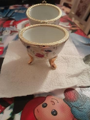 xalça naxışları: Porcelan yumurta formalı bijuter qutusu - Material: parlaq ağ — 3