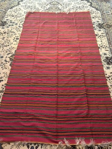 deve yünü yorgan: Xalça — 1