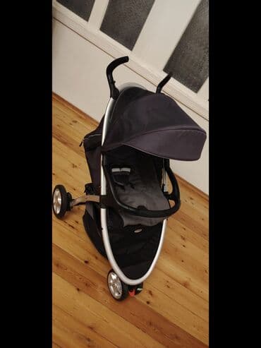 Uşaq geyimi və ayaqqabıları: QİYMƏT 150AZN . MƏHSUL TƏMİZ Koreyanındır. 500AZN alınıb.Çox — 4