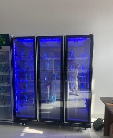 3 qapılı vitrin soyuducu - Tip: Kommersiya tipli şüşə qapılı vitrin