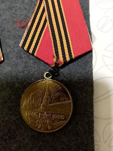 spor: Məhsul: SSRİ dövrünə aid orijinal medallar kolleksiyası Tərkib: - — 8