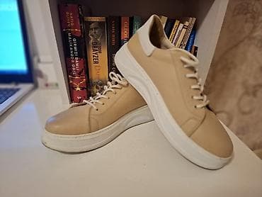 Кроссовки и спортивная обувь: Размер: 37, цвет - Бежевый, Новый — 2