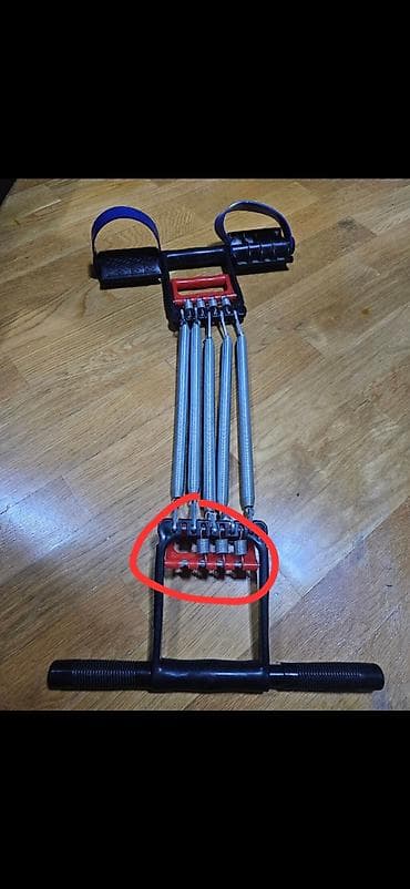 Evdə məşq üçün çoxfunksiyalı rezin yaylı fitnes trenajoru. bir purjumu — 2