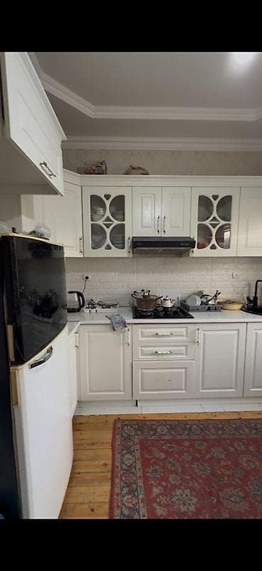 masdagada evler: 3 otaqlı, 100 kv. m, Orta təmir — 2