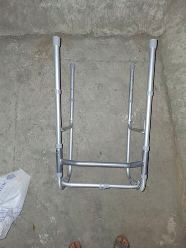 Yerimək üçün arabalar, çəliklər, əsalar, rollatorlar: - Material: yunqul az isledlib — 2