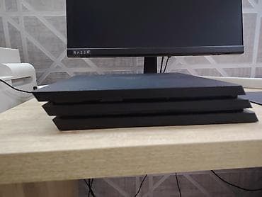 PlayStation 4 pro 1 tb gara yaxşı vəziyyətdə — 4
