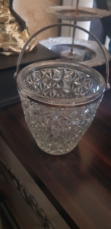 Cutu 10 man. Kecmisin xrustal konfet qablari — 2