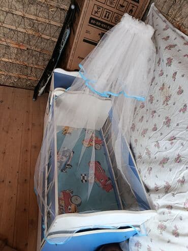 купить кровать трансформер: Для девочки и мальчика, Б/у, Четырехугольная, Колыбель, С бортиками, С матрасом, Без механизма качания — 5