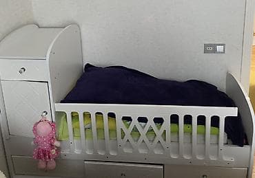 mini tablolar: Uşaq beşiyi – çevrilə bilən model - Material: ağ rəngli MDF/taxta — 3