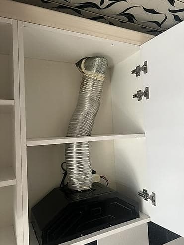 kuxna skafi: Mətbəx üçün asma şkaf dəsti - Rəng: açıq krem (parlaq səth) - Üslub — 2