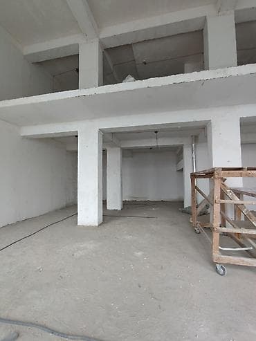 Ağ Şəhərdə vitrinli geniş OBYEKT SATILIR! Ümumi sahə: 256 m² - 1-ci — 5