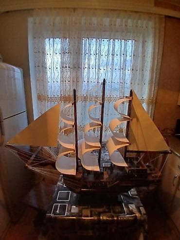 gəmi: Taxta yelkənli gəmi maketi - Material: cilalanmış ağac gövdə, taxta — 2