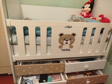 Beşiklər: Oğlan və qız üçün, İşlənmiş, Dördbucaq, Beşik, Dəstsiz, Matras ilə, Yellənmə mexanizm ilə — 2