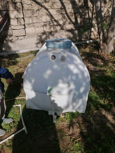 купить пластиковый бак для воды: Bak, Plastik, 1000 l l, İşlənmiş, Ünvandan götürmə — 3