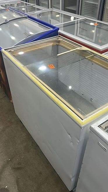 Şüşəli dondurucu