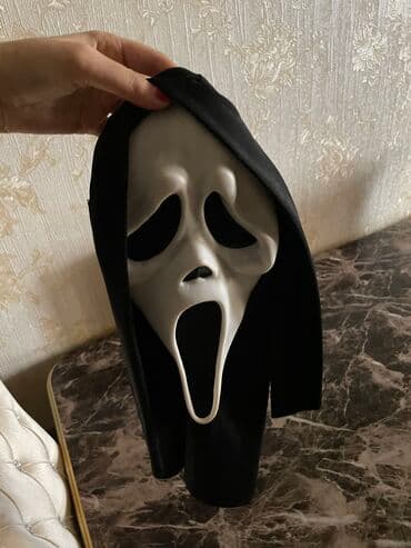 Ёлки: Krik maskasi orijinal filimdeki.50 manat.Sehifelerde 70$ di.lateks — 3