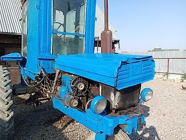 İnkubatorlar: Kənd təsərrüfatı üçün universal təkərli traktor - Korpus və kabin — 7