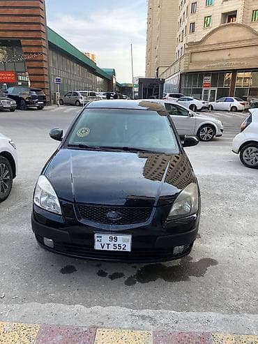 priora guzgu: Kia Rio hatchback – CRDI dizel - Korpus: 5 qapılı hatchback, qara — 2