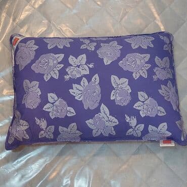 yastiq uzu: Tük yastıq
Tərkibi toyuq tükü
50*70 - 12 azn
70*70 - 15 azn — 3