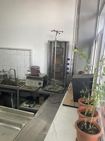 Doner/Kebab bişirməyə işçi tələb olunur