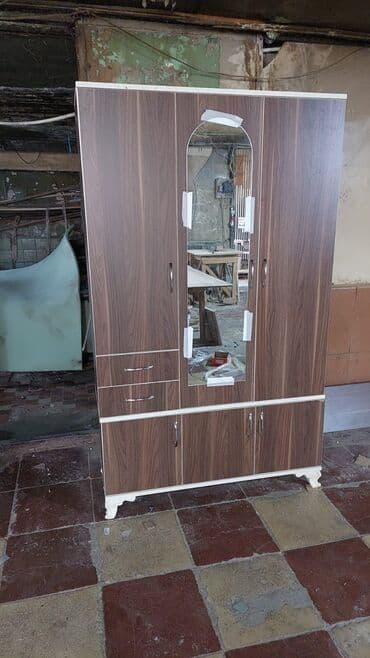 Dolablar: Hər növ Mebel sifarişi gotrulur əsasən dolab əlaqə 1qapi 45eni 190 — 4