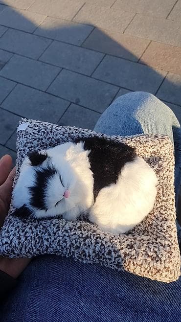 Фигура, цвет - Белый