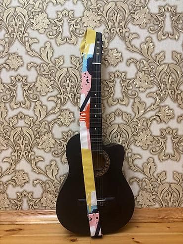 gitara qara: Əla vəziyyətdə klassik gitara (3 ay istifadə olunub) Alət demək olar — 1