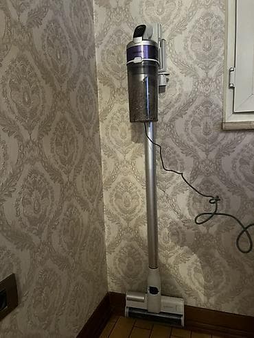 1500 e alinib. yeni tozsoran alinib deye satilir problemsizdir Samsung