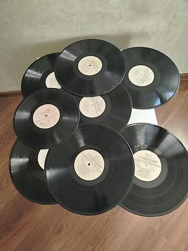 Vinil plastinkalar dəsti – “Мелодия” etiketi Məhsul təsviri: -