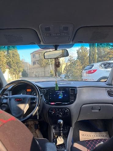 Kia: Kia Rio: 1.4 l | 2007 il Sedan — 8