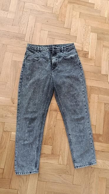 uzun kurtka: Qadın paltarları dəsti – 4 model 1) Yaşıl çiçək naxışlı qısa yay donu — 6