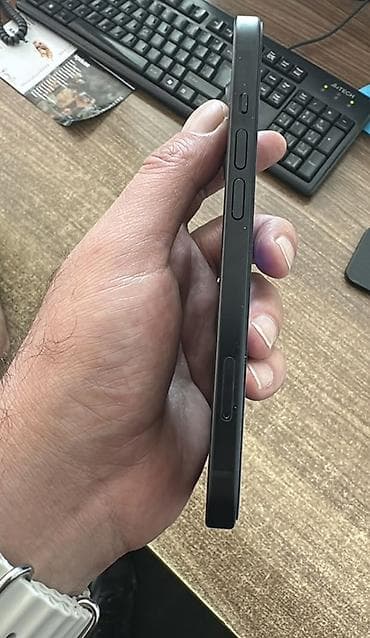 IPhone 15, 128 GB, Midnight, Simsiz şarj, Face ID, Sənədlərlə — 3